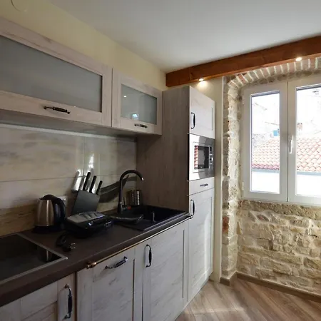Apartment Urban And Upscale Homes Old Town - Classic One Bedroom *