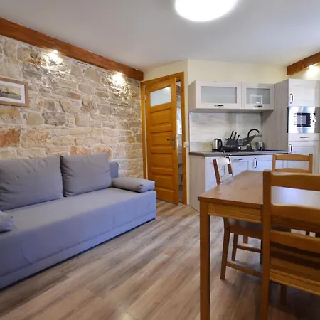 Apartment Urban And Upscale Homes Old Town - Classic One Bedroom *